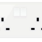 2 GANG SWITCHED BS SOCKET 13A 250V